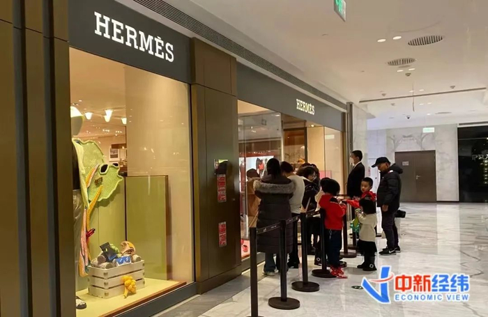 ▲爱马仕门店 中新经纬 李自曼摄