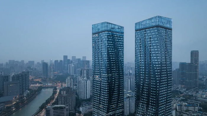 ▲锦江畔的成都嘉佰道