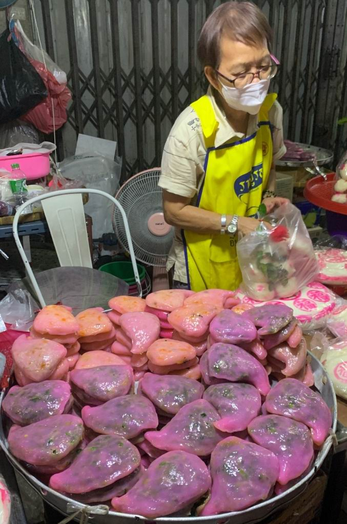 曼谷唐人街的潮州粿（摄于2023年1月21日，农历大年三十）