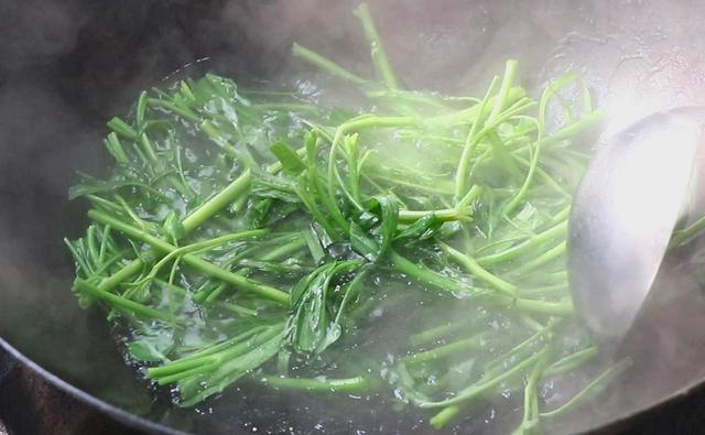 3样你以为“脏”的食物，其实营养丰富，真正的“健康杀手”是它-脏的东西能吃吗