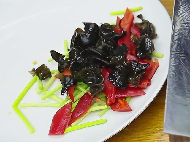 3样你以为“脏”的食物，其实营养丰富，真正的“健康杀手”是它-脏的东西能吃吗