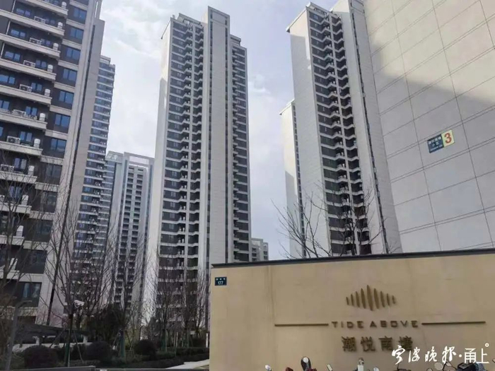 楼板外景。记者 毛雷君 摄