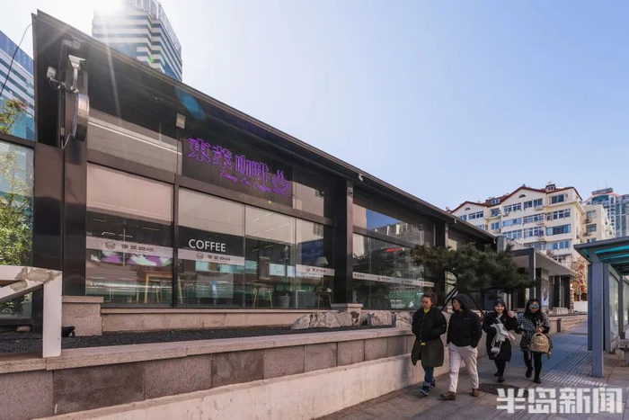 老建筑后部目前经营咖啡店。