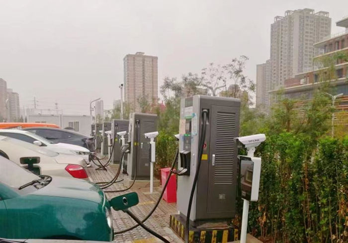 吉利产业园充电站