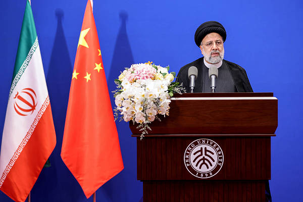 伊朗总统莱希在北京大学发表演讲 获北大名誉教授称号。图源：视觉中国