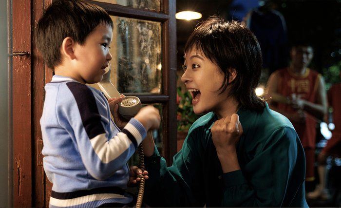 《中国乒乓之绝地反击》剧照。孙俪饰王盈，原型为蔡振华妻子