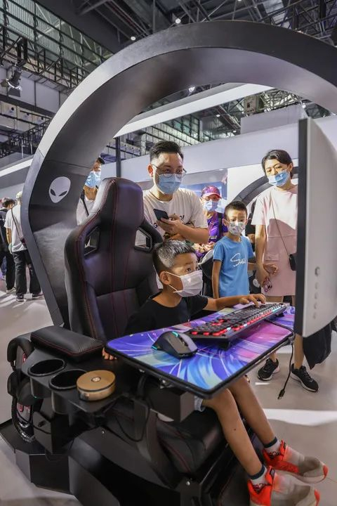 图片来源：新华社（摄影记者：张丽芸、侯俊）