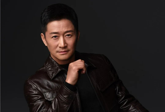 ▲在电影《流浪地球2》路演期间，吴京接受了新京报记者的独家专访，剖析了这些年的人生变化。  受访者供图