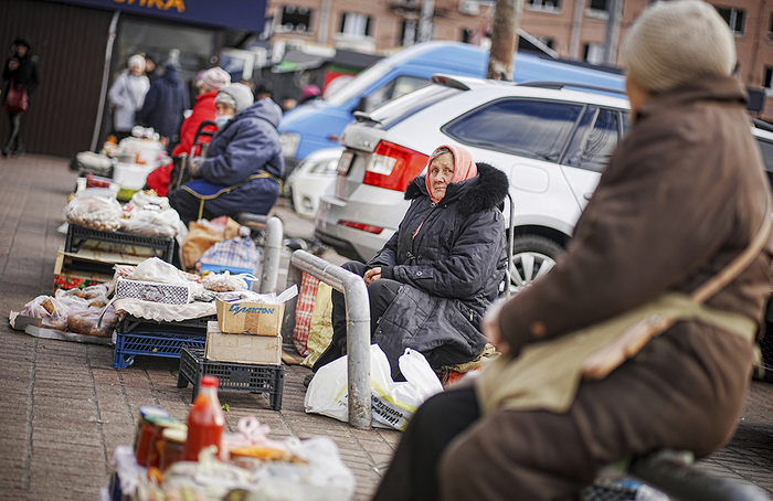 早安世界最后告别日本民众看望大熊猫永明一家3口