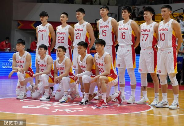 中国男篮迎战伊朗。
