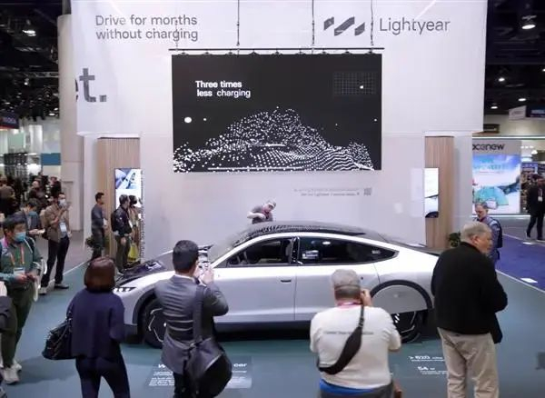 ▲参加2023年CES电子消费展的第二款原型车光年2号（图片来源：Lightyear官网）