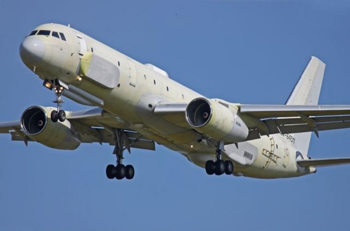 俄罗斯空天军装备的图-204R侦察机。