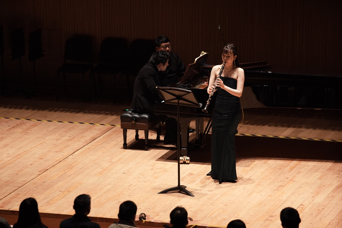 2月24日，戴乐在上海的室内乐音乐会现场