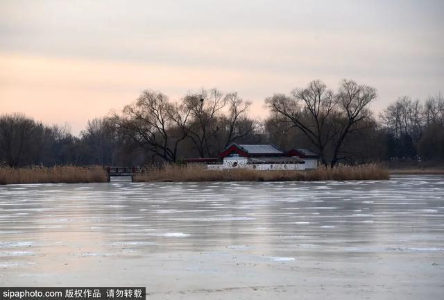 ▲福海湖面 资料图