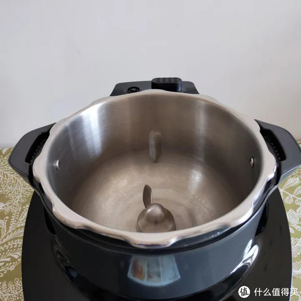 看完甜品音频就喊“妈”？是不是煮饭就可以不爆胎？小C大厨日本料理机评定(图4)