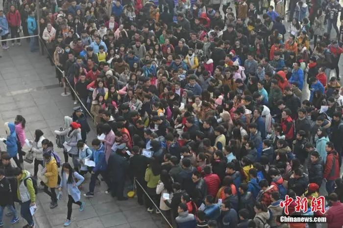 公务员考试资料图。武俊杰 摄