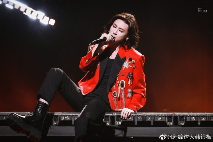 你可以永远相信小鬼王琳凯的舞台……