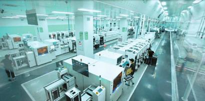 微网优联自动化生产车间。