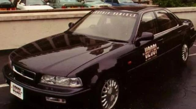 陈清泉研制的电动汽车U2001