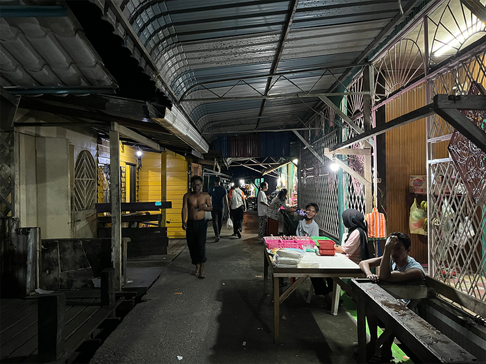 晚上的无国籍者居住的村庄。