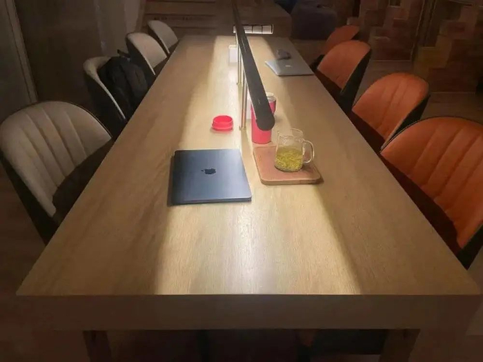 凌晨还在洗浴中心加班的人 作者供图