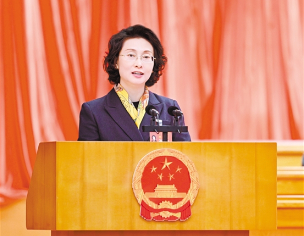 2月16日吴晓晖在江门市人代会上作政府工作报告