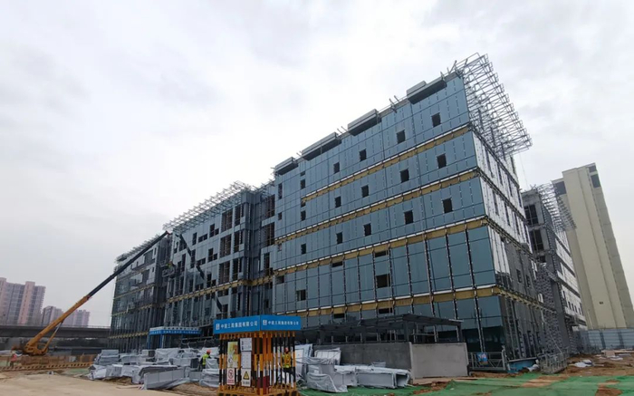 葛店经开区市民中心正在进行收尾工作