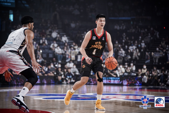 CBA后起之秀朱松玮加盟了湾区翼龙。