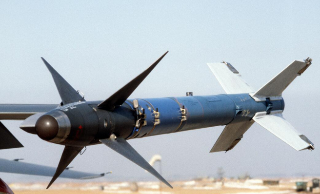 传统气动布局的空空导弹的发展已经快到天花板了。