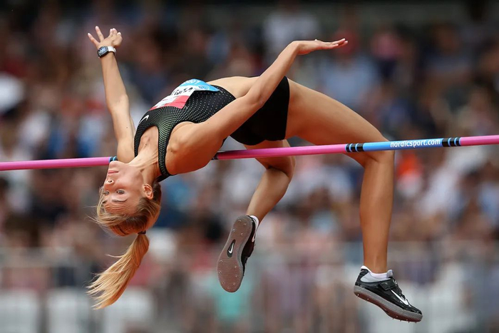 跳高运动员Yuliya Levchenko