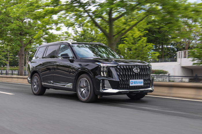 2022年,广汽传祺m8年销6.5万辆,第二代gs8年销5.