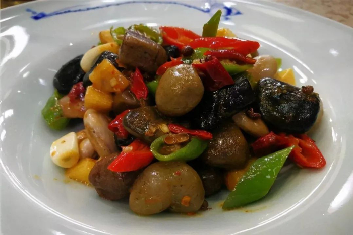 吃了湖北嗦丢，才知什么是一菜传三代，人走菜还在