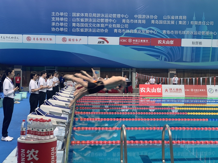 春锦赛选手们出发