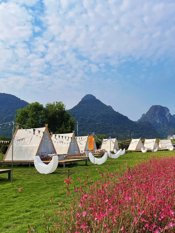 ▲图源 小红书@饼君君、小红书@刘肥琦 