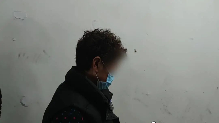 受害者庞某伟的母亲