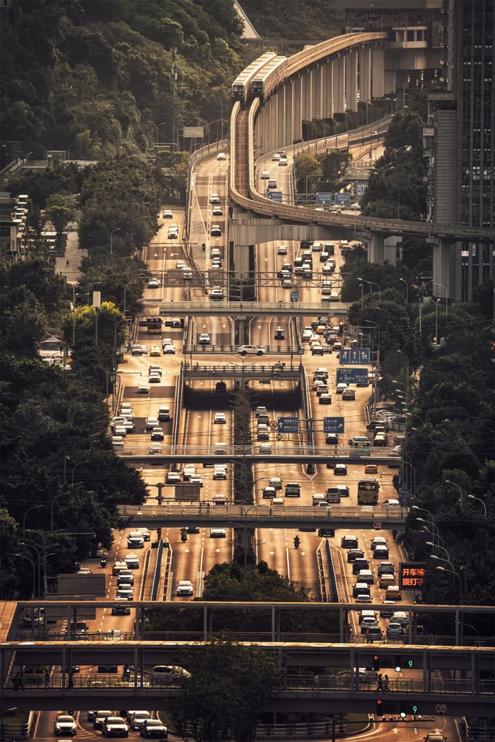 重庆轨道线网已日益成熟 重庆城市影像师司琪 摄