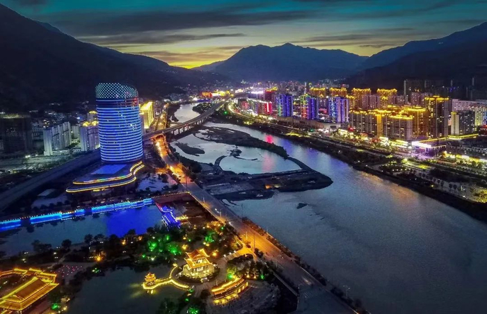 ▲陇南夜景。