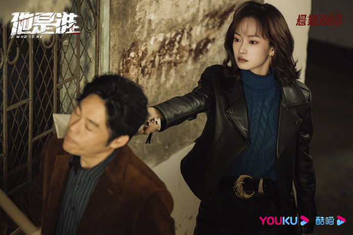 陈雨锶（右）饰 聂小雨