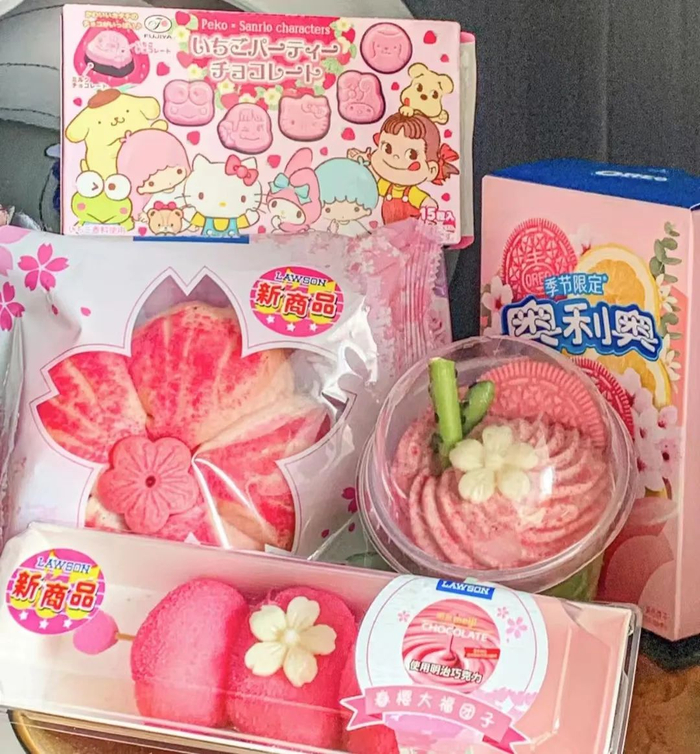 ▲罗森樱花系列（图片来源：小红书@凯斯Case）