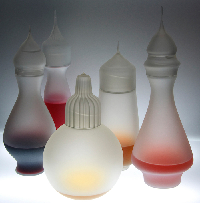 Kacper Hamilton和Ezgi Turksoy设计，《宣礼塔（MINARETS）》，2009，上海玻璃博物馆藏