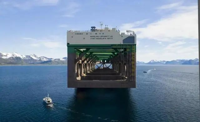 挪威JA养殖工船 图片来源：Nordlaks