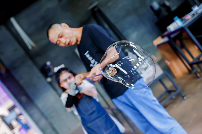 上海玻璃博物馆的公教项目，热吹