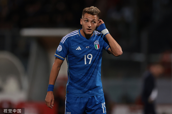 雷特吉是成长于阿根廷的意大利球员。