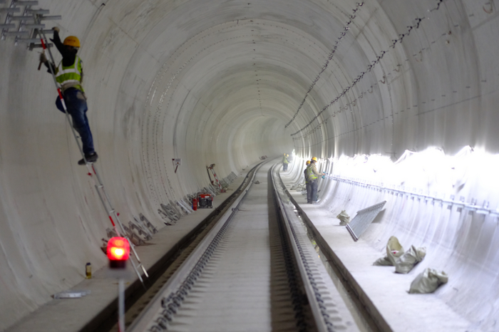 10号线二期兰花路站土建完工 图：南岸发布