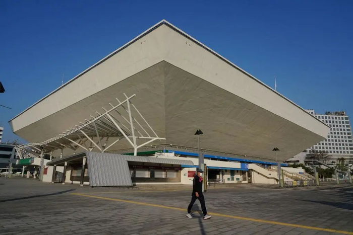 “红馆”（香港体育馆）资料图。张炜 摄