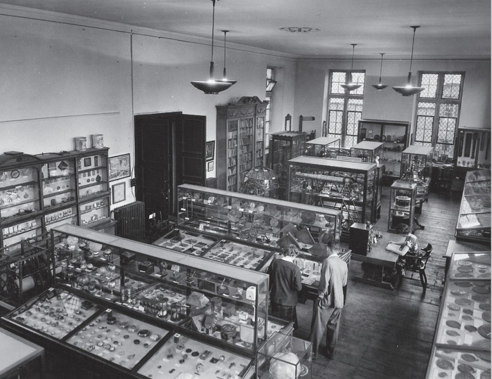 图5 1951年，牛津科学史博物馆。