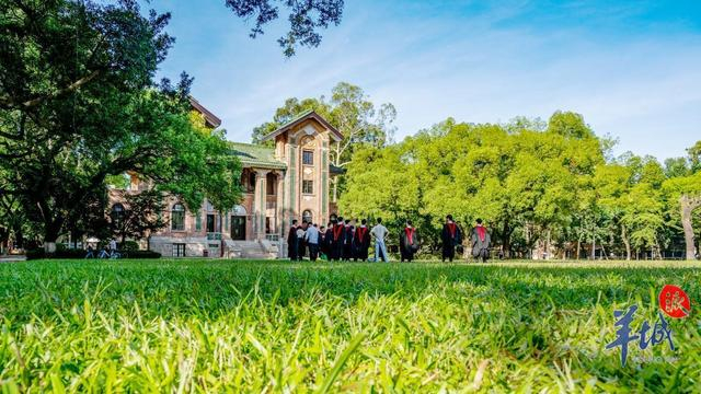 中大七大学部全部“上线”:为何要推学部制?能否在广东推广?|电子|学部|学院_新浪新闻