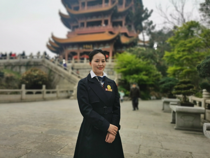 　黄鹤楼公园讲解员杨俏。 澎湃新闻记者 韩雨亭 图