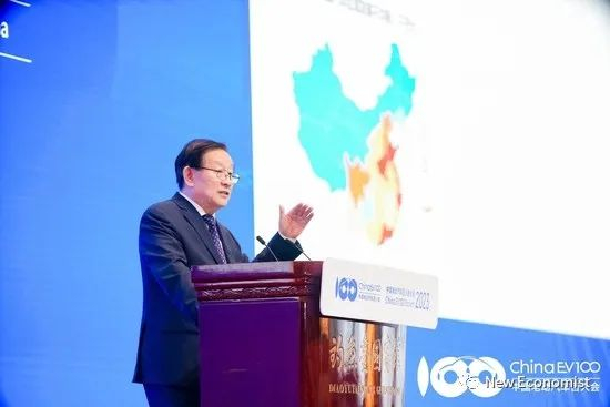 中国科协主席万钢重磅演讲:新能源汽车产业发展的新形势|芯片|自动驾驶|场景|研发|储能_新浪新闻