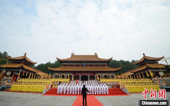 2014年10日11日，甲午年炎帝陵祭祖大典在湖南省炎陵县炎帝陵举行。杨华峰 摄